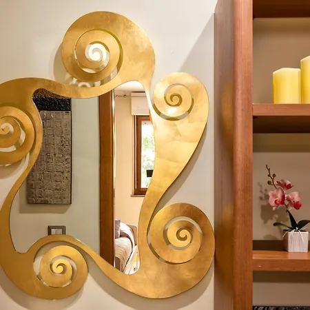 Sardinia Re - Shabby *