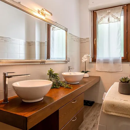 Sardinia Re - Shabby * Сассари