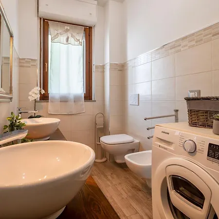 Sardinia Re - Shabby * Сассари