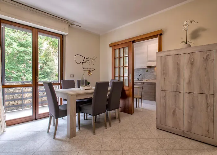 Sardinia Re - Shabby